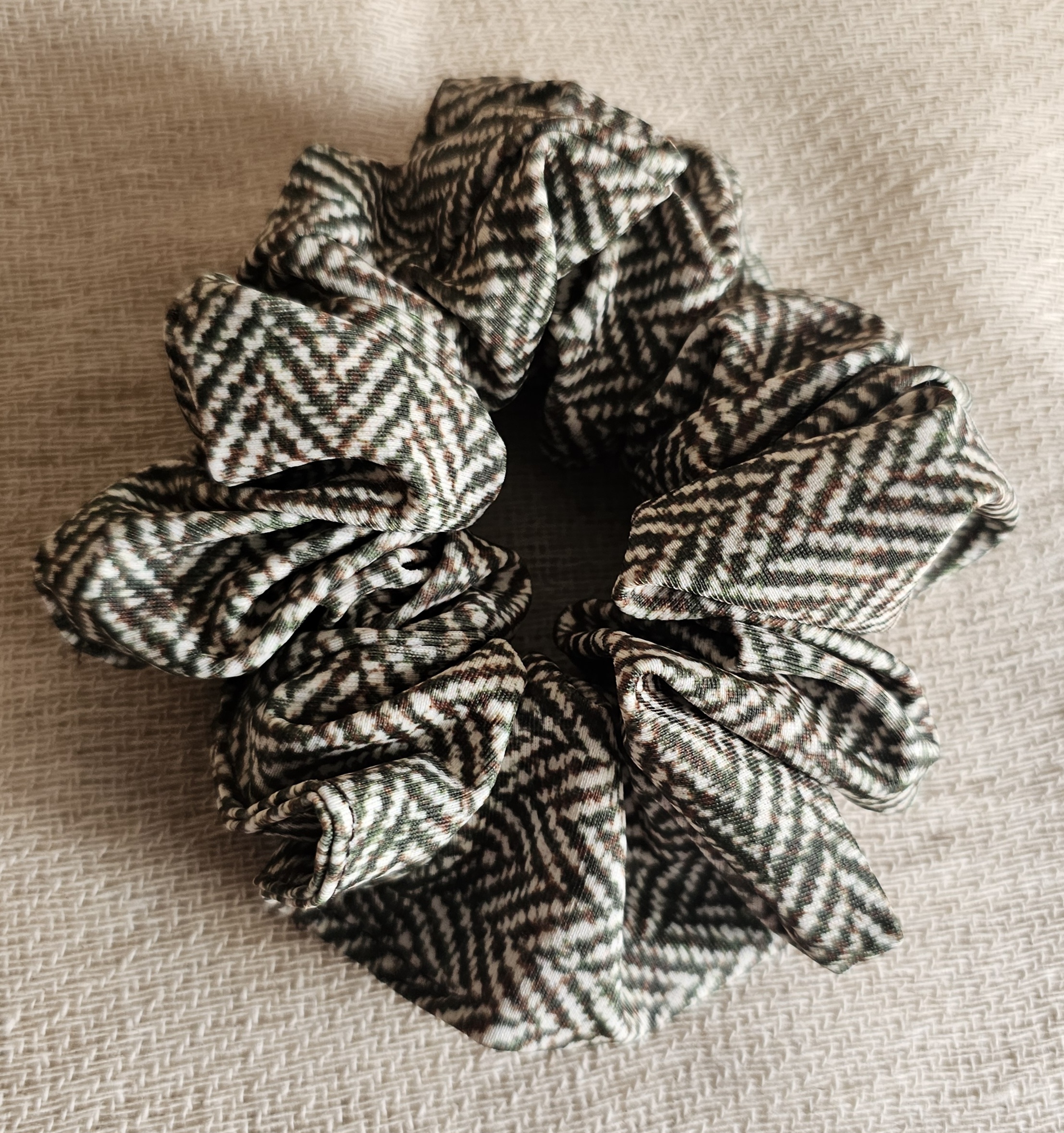 Foxy Pheasant Herringbone Tweed Scrunchie - Moss